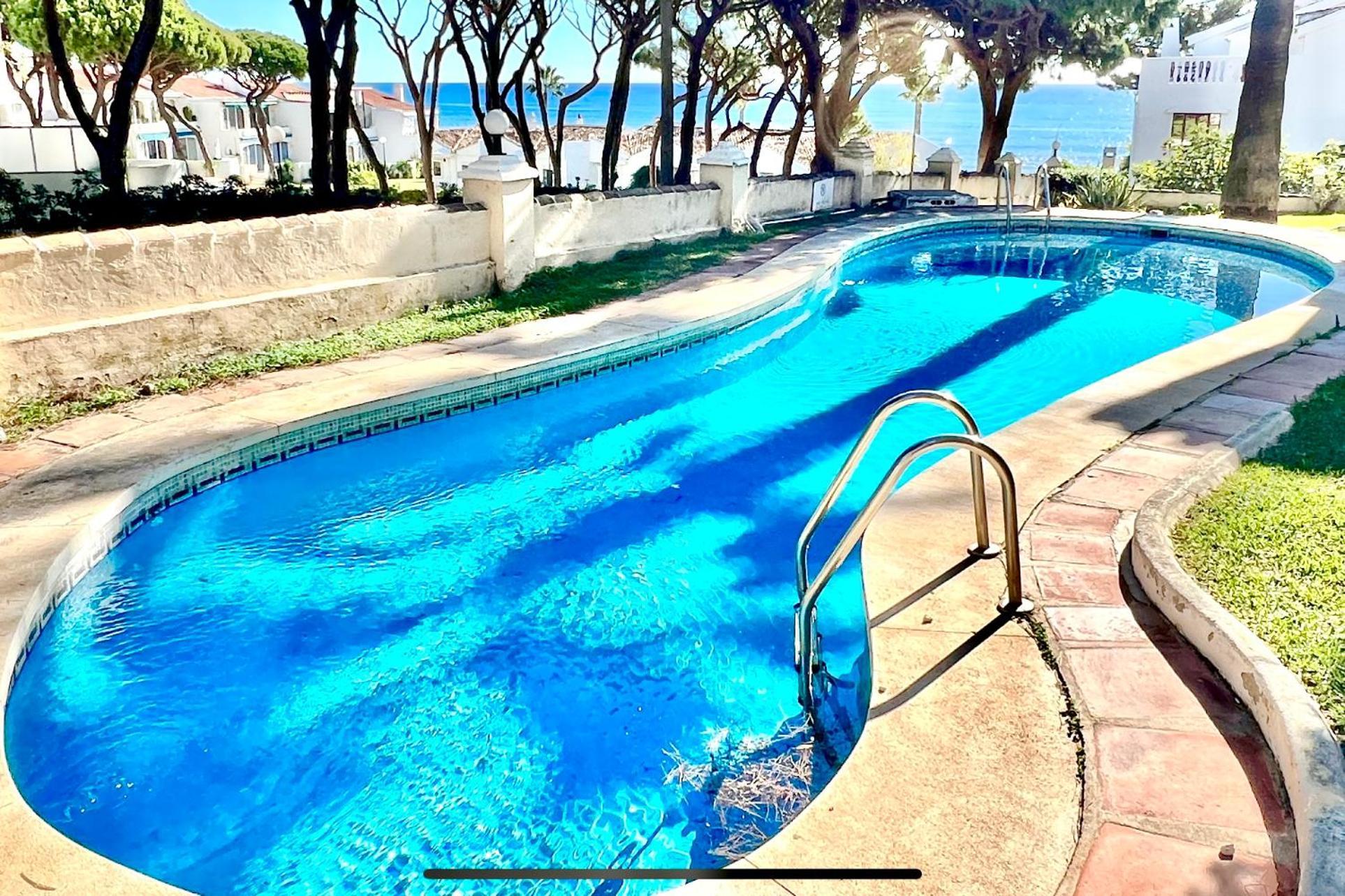 Mijas Costa - Beachside Apartment-B Sitio de Calahonda Esterno foto